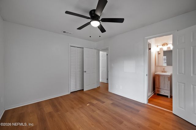 1111 UNDERHILL Drive, Jacksonville, FL 32211