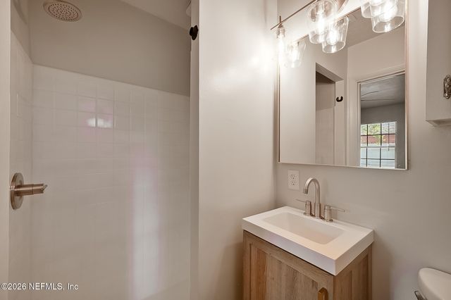 1111 UNDERHILL Drive, Jacksonville, FL 32211