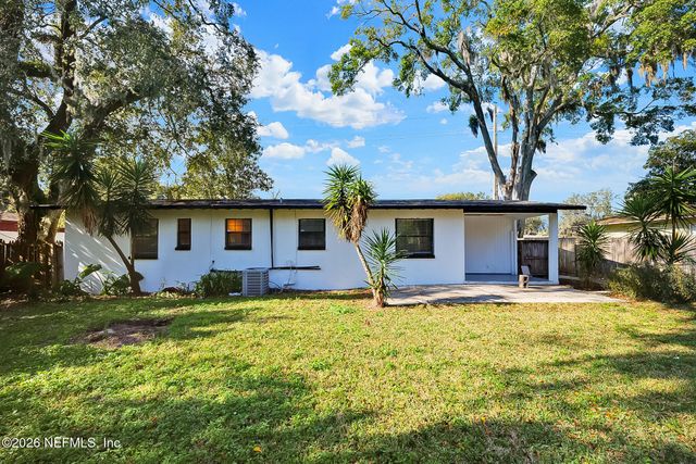 1111 UNDERHILL Drive, Jacksonville, FL 32211