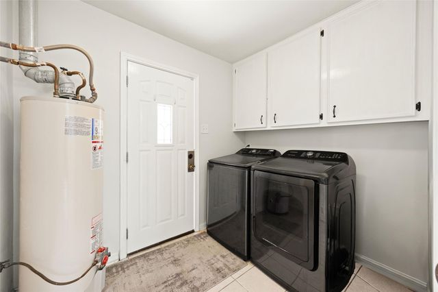 5827 S Braeswood Boulevard, Houston, TX 77096