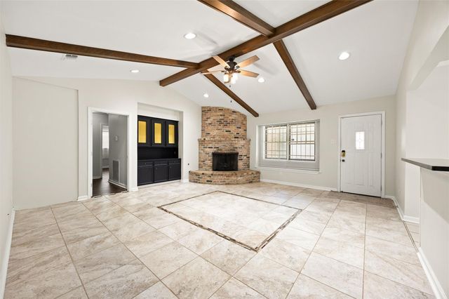 5827 S Braeswood Boulevard, Houston, TX 77096