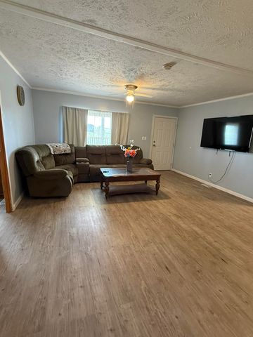 7299 Ida Road, Albany, KY 42602