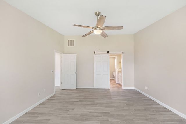 1811 S 22nd Street, Rogers, AR 72758