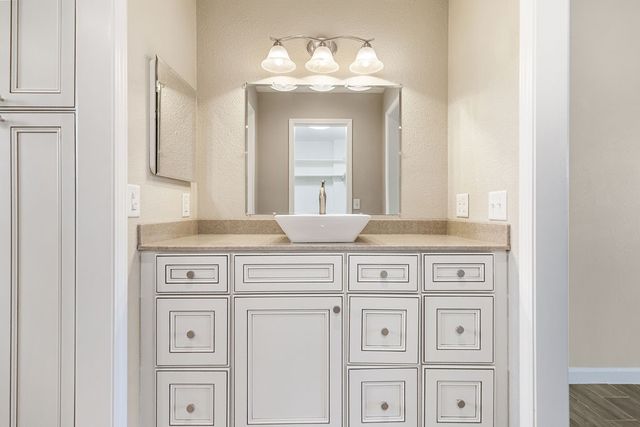 1811 S 22nd Street, Rogers, AR 72758