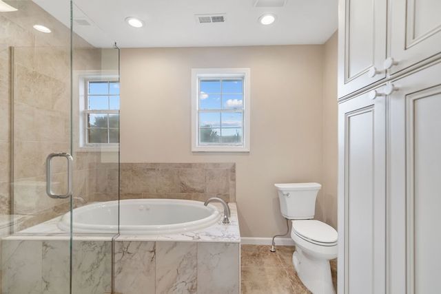 1811 S 22nd Street, Rogers, AR 72758