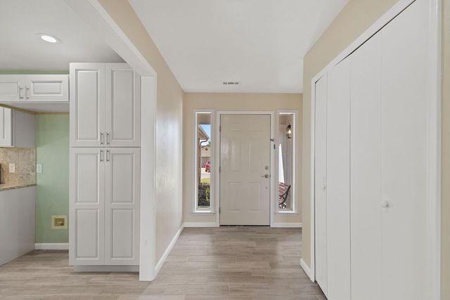 1811 S 22nd Street, Rogers, AR 72758