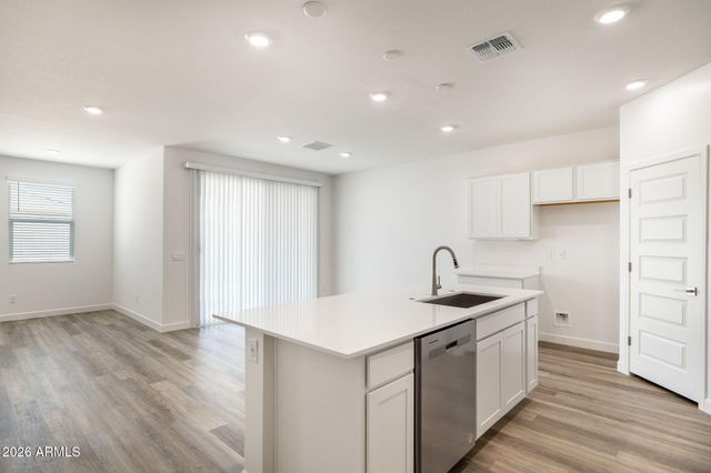 17589 W TURQUOISE Avenue, Waddell, AZ 85355