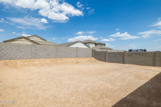 17589 W TURQUOISE Avenue, Waddell, AZ 85355