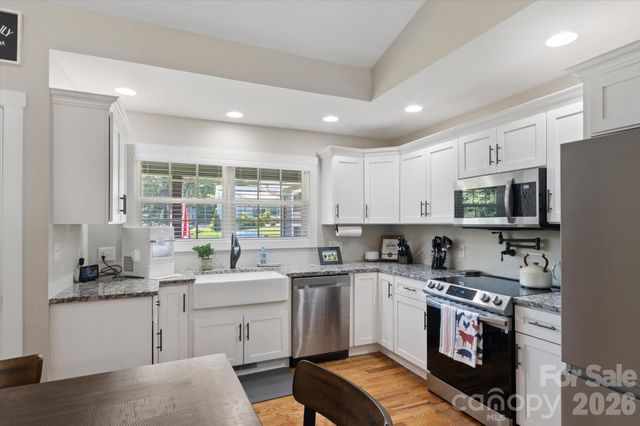 4364 Belmont Drive, Morganton, NC 28655
