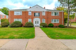 2401 Euclid Heights Boulevard A6, Cleveland Heights, OH 44106