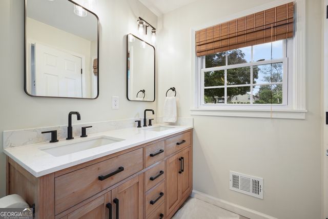 83 Donna Lane, Dallas, GA 30157