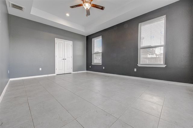 217 Pelican Bay CIR, Kyle, TX 78640