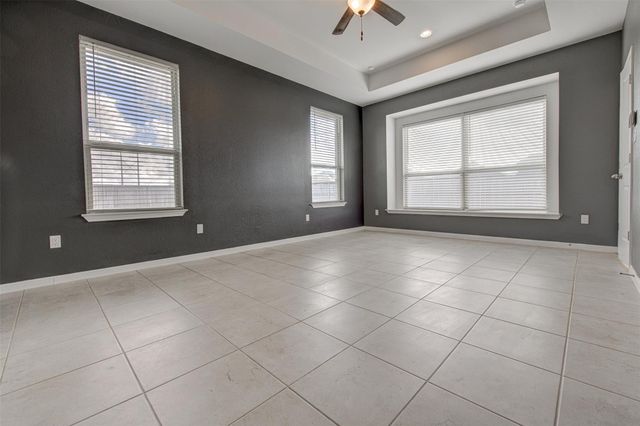 217 Pelican Bay CIR, Kyle, TX 78640