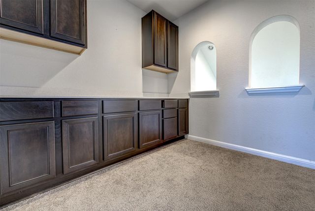 217 Pelican Bay CIR, Kyle, TX 78640