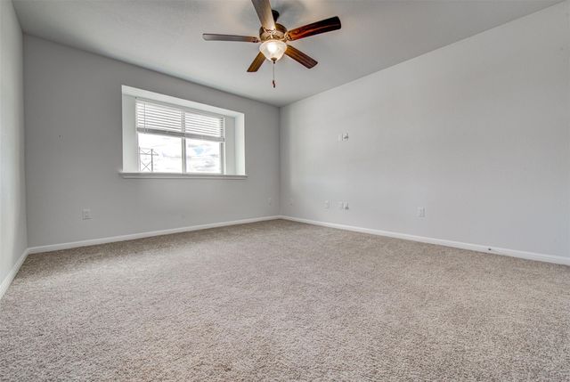 217 Pelican Bay CIR, Kyle, TX 78640