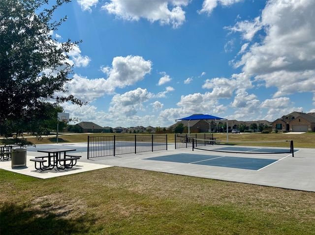 217 Pelican Bay CIR, Kyle, TX 78640