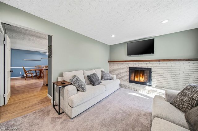 8285 Steeplechase Drive, Mentor, OH 44060