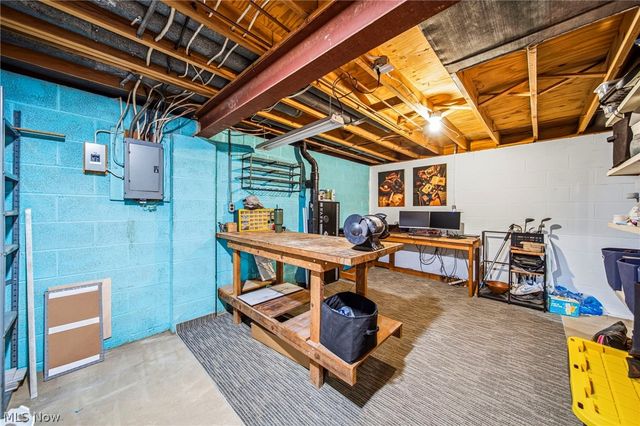 8285 Steeplechase Drive, Mentor, OH 44060