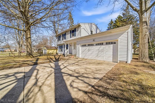 8285 Steeplechase Drive, Mentor, OH 44060