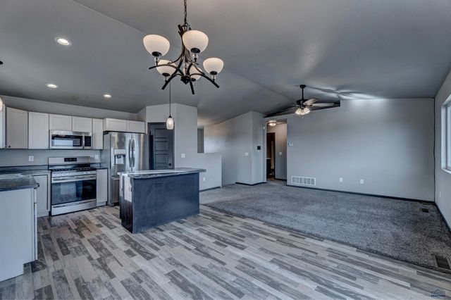 640 BOSWELL BLVD, Box Elder, SD 57719