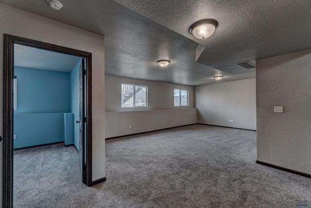 640 BOSWELL BLVD, Box Elder, SD 57719