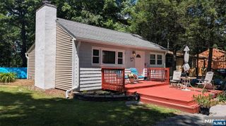 31 Hewitt Road, West Milford, NJ 07421