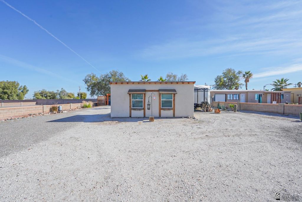 11701 Coyote Wash St, Wellton, AZ 85356