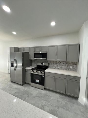 21626 Road 3754, Cleveland, TX 77357