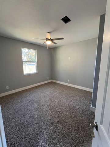 21626 Road 3754, Cleveland, TX 77357