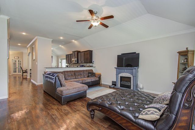 19519 Shelby Ridge Lane, Houston, TX 77073