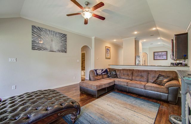 19519 Shelby Ridge Lane, Houston, TX 77073