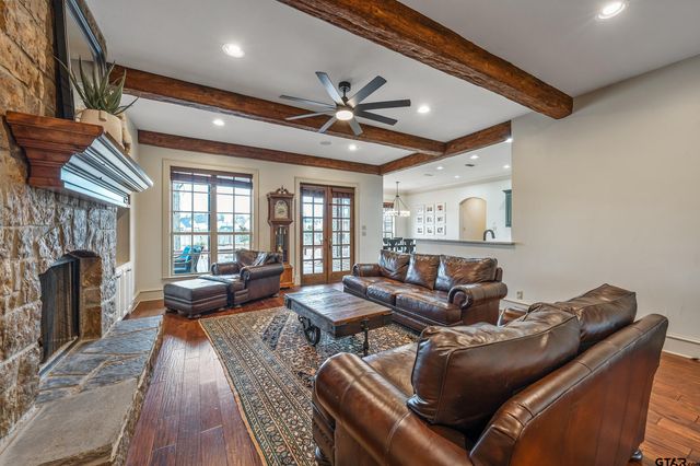 12105 Jazmin Cir, Flint, TX 75762