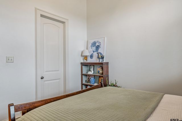 12105 Jazmin Cir, Flint, TX 75762