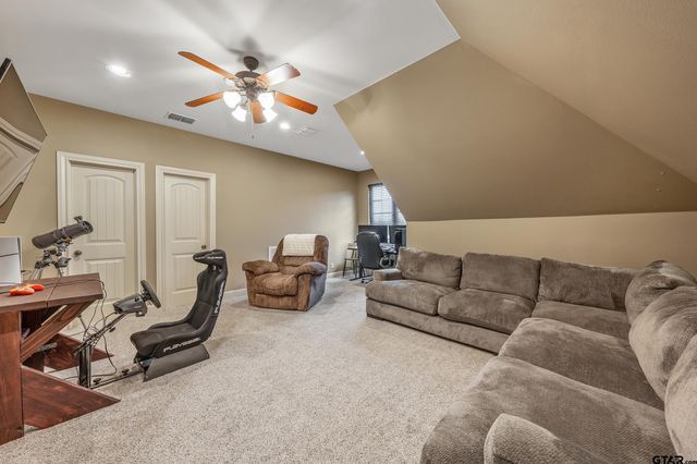 12105 Jazmin Cir, Flint, TX 75762