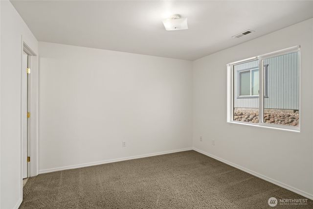 1310 W Virginia Street, Moses Lake, WA 98837