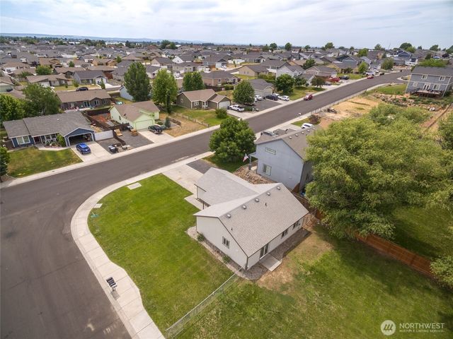 1310 W Virginia Street, Moses Lake, WA 98837