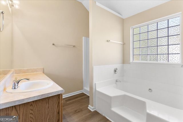 551 Rosalind Terrace, Locust Grove, GA 30248