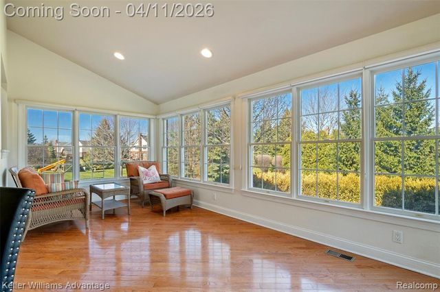 24936 Hadlock Drive, Novi, MI 48374