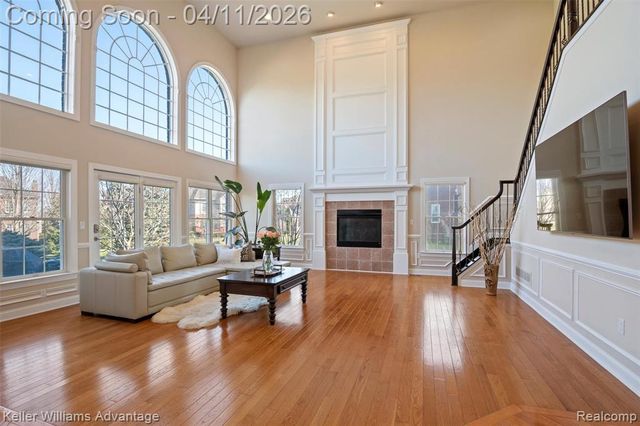 24936 Hadlock Drive, Novi, MI 48374