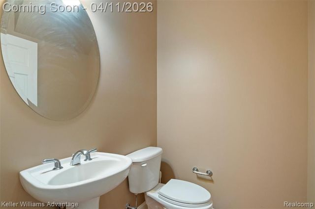 24936 Hadlock Drive, Novi, MI 48374