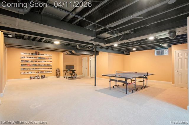 24936 Hadlock Drive, Novi, MI 48374