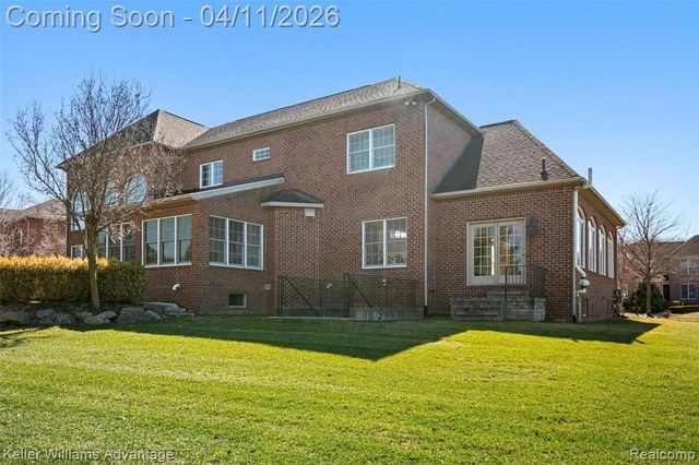 24936 Hadlock Drive, Novi, MI 48374