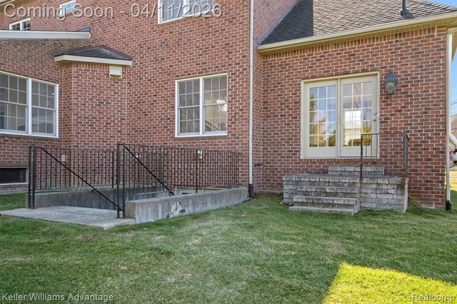 24936 Hadlock Drive, Novi, MI 48374