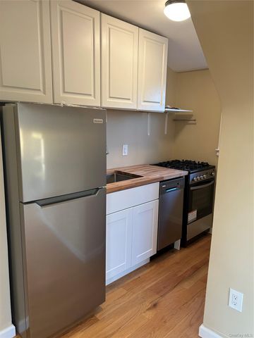 631 W Market Street 2, Long Beach, NY 11561