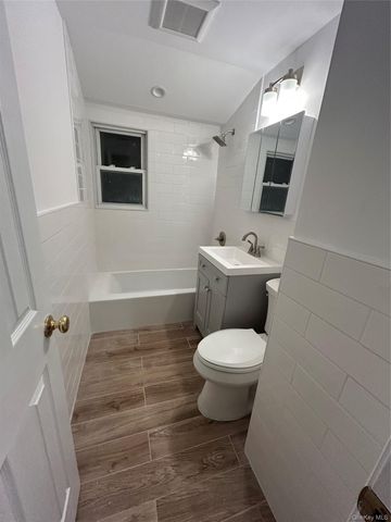 631 W Market Street 2, Long Beach, NY 11561