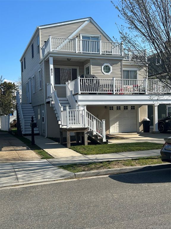 631 W Market Street 2, Long Beach, NY 11561