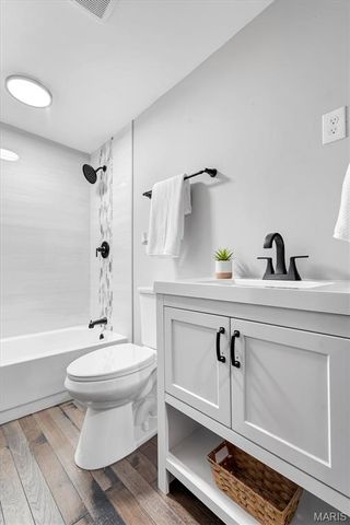 2118 McCausland Avenue, St Louis, MO 63143