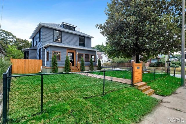 2118 McCausland Avenue, St Louis, MO 63143