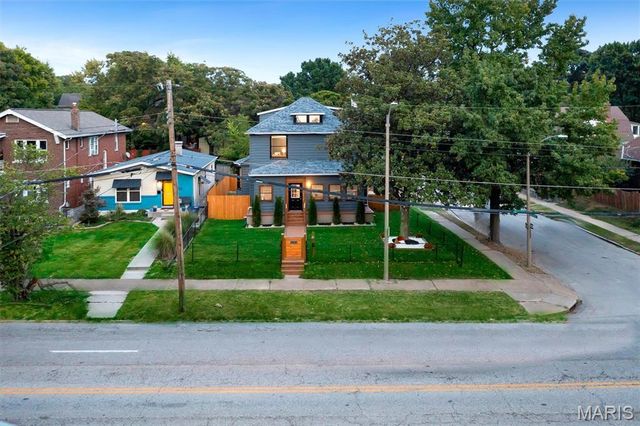 2118 McCausland Avenue, St Louis, MO 63143