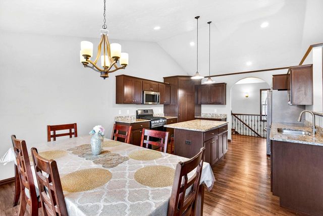 3309 E AQUAMARINE AVENUE, Appleton, WI 54913